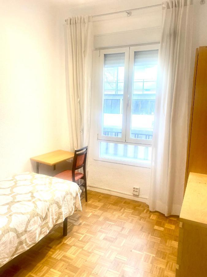 Close To Retiro Park Only For Girl Privatunterkunft