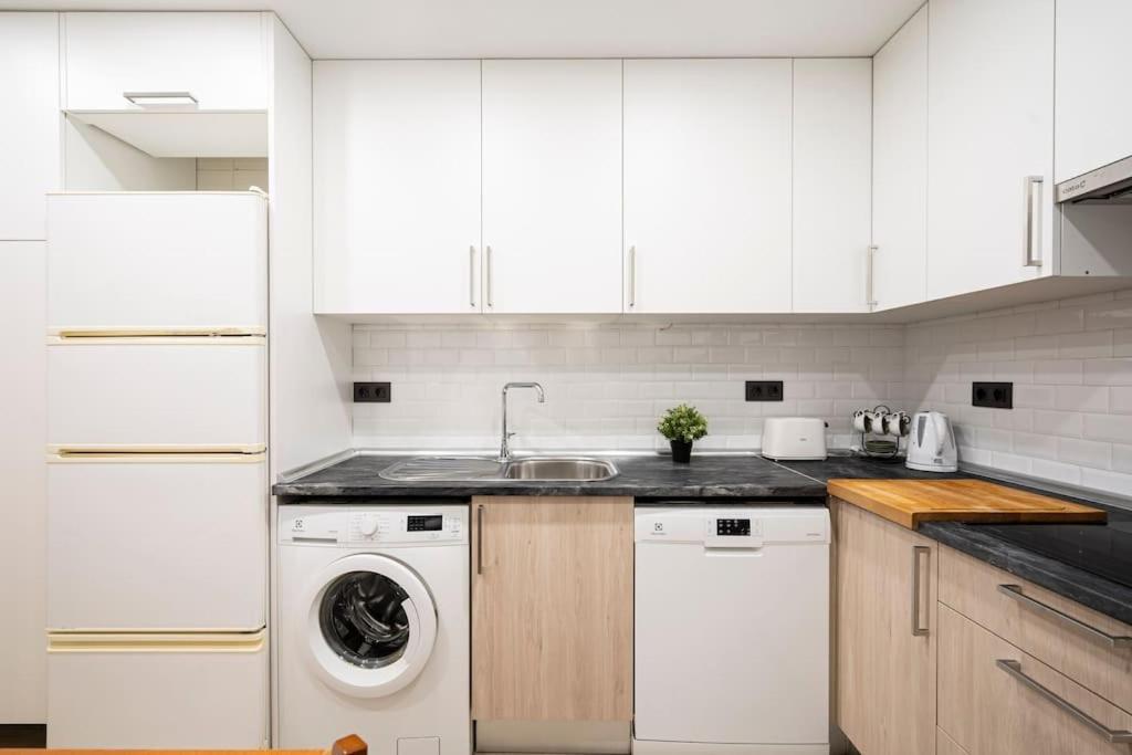 Zona Residencial, Seguridad 24h/dia. Apartment