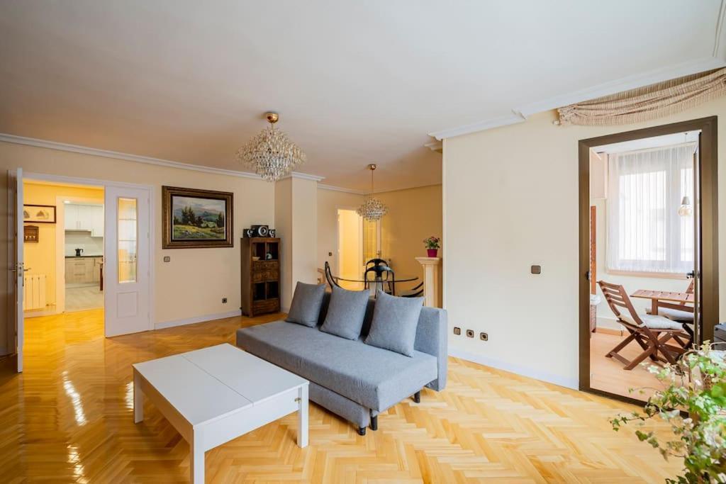 Apartment Zona Residencial, Seguridad 24h/dia. Madrid