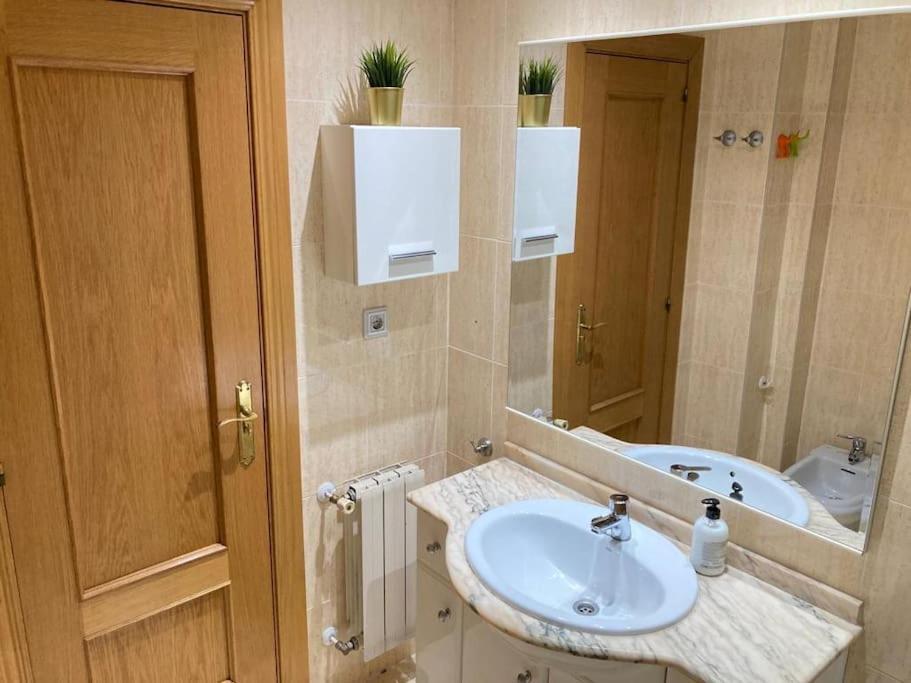 Apartamento Apto 2 Habitaciones, Garaje Gratis Madrid