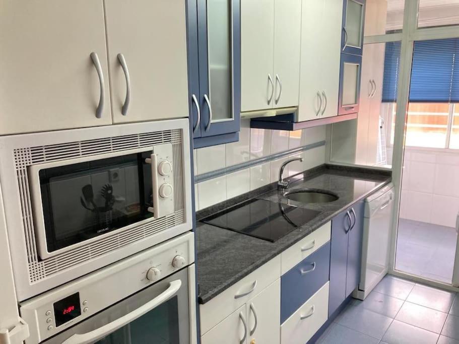 Apto 2 Habitaciones, Garaje Gratis Apartamento *