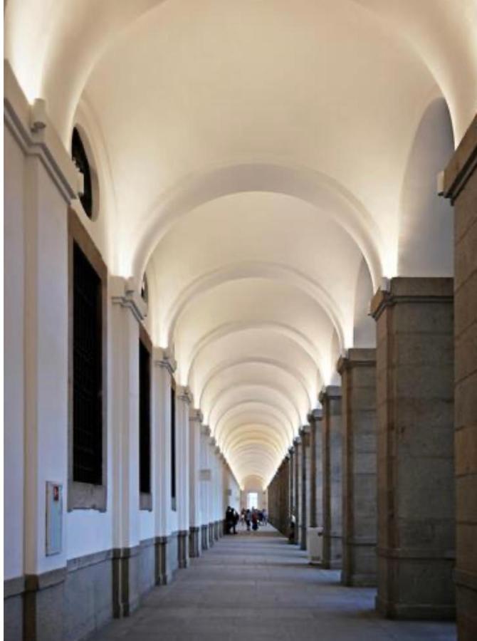 Reina Sofia Museum House *