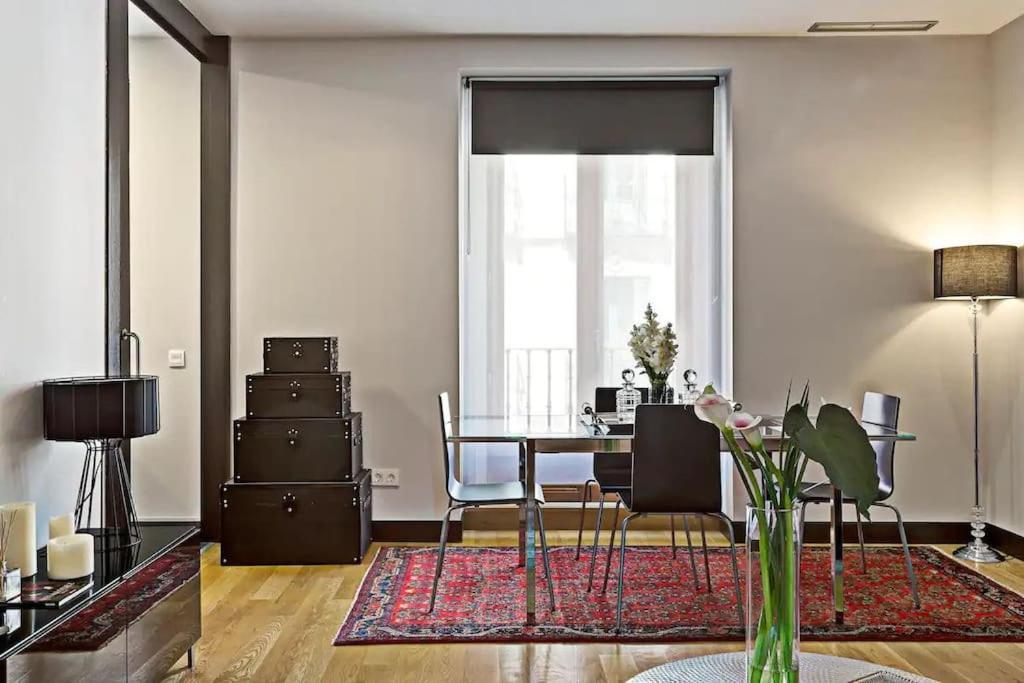 Spacious Luxury 1br In Centro! S.an * Madri