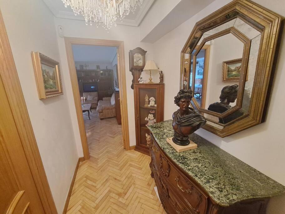 Piso Amplio Y Acogedor Madrid