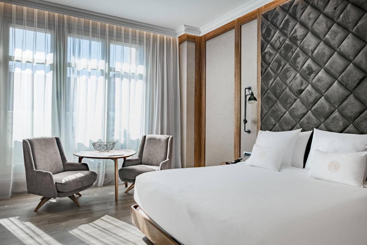 Circulo Gran Via, Autograph Collection (adults Only) 4*