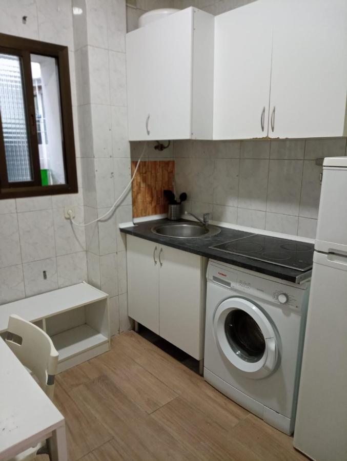 Calle Maria Luisa Con 3 Madrid