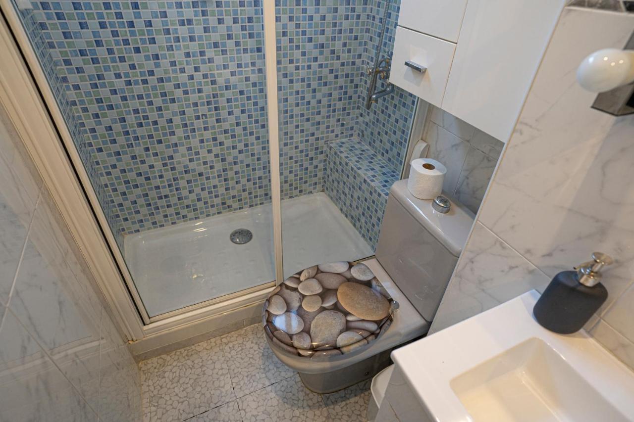 Bonito, Practico Y Muy Bien Comunicado Apartamento *