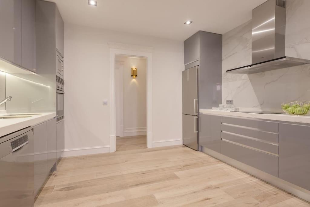 Apto Junto Al Retiro Y Barrio De Salamanca Apartamento