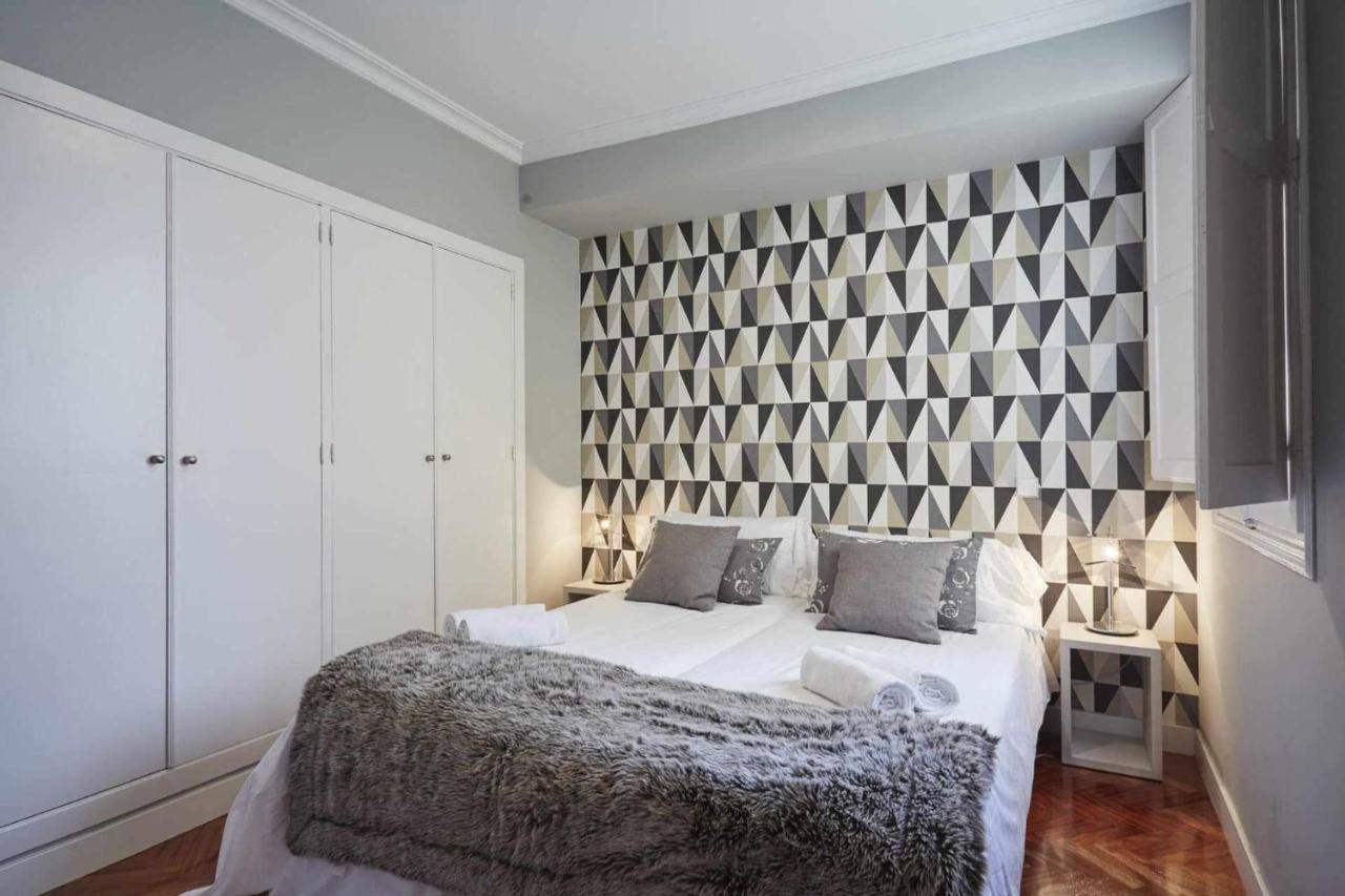 V Alcalaretiro Ideal Parejas Apartment Madrid