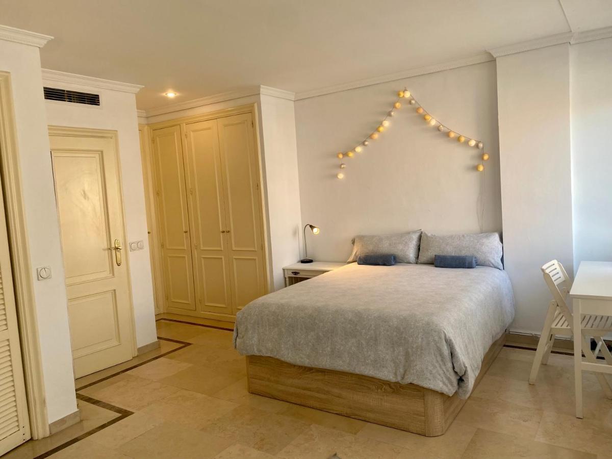 Precioso Estudio Conde Orgaz * Madrid