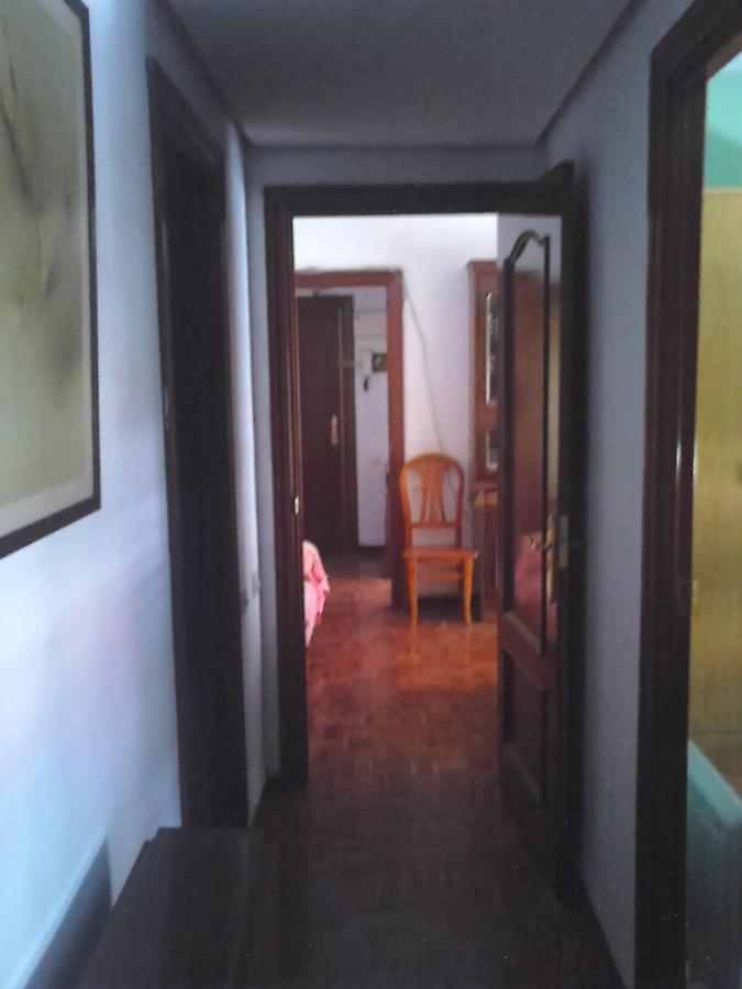 Habitación en casa particular Hab 1 Wifi Vista Alegre Madrid