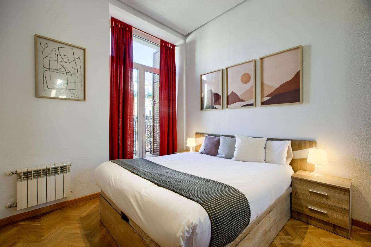 Charming Elegant Gran Via Apartment Madrid