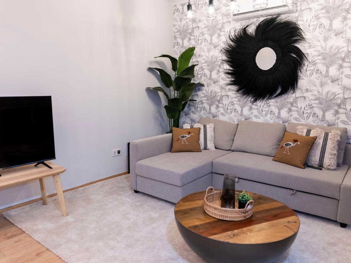 Almar Collection Atocha Apartment Madrid