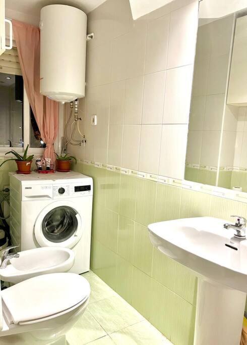 Bonito Apartamento. Estadio Wanda - Metro Sanblas Apartment *
