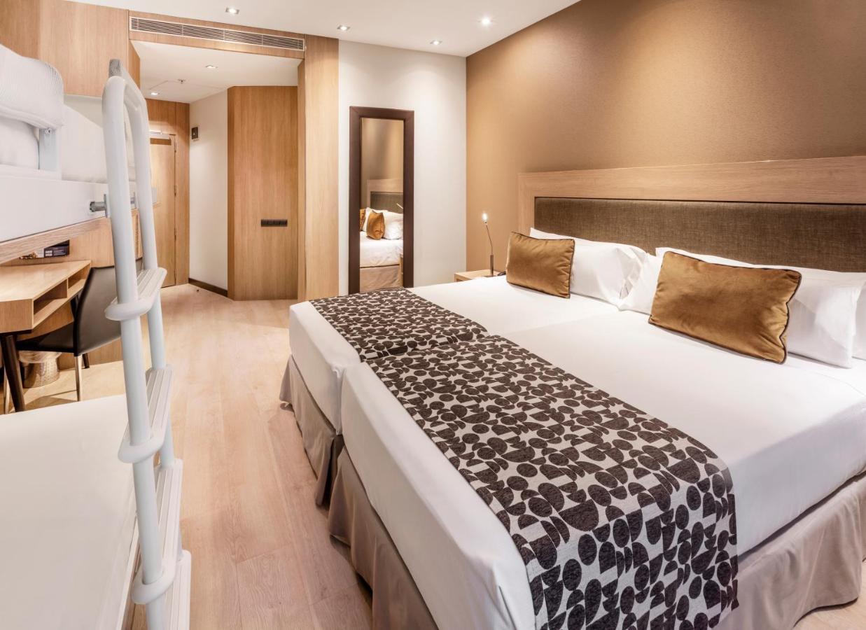 Catalonia Plaza Mayor 4*