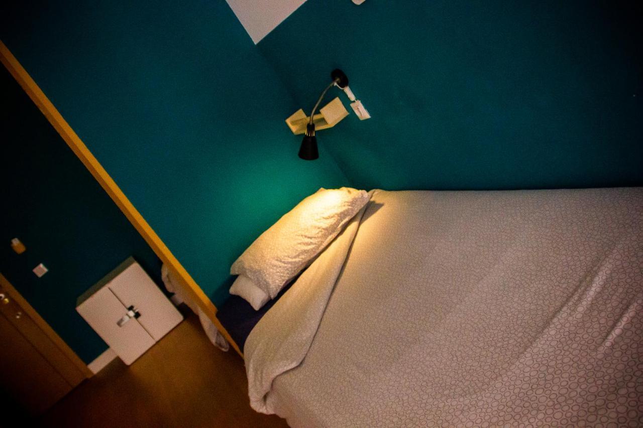 Hostel Onefam Sungate Madrid