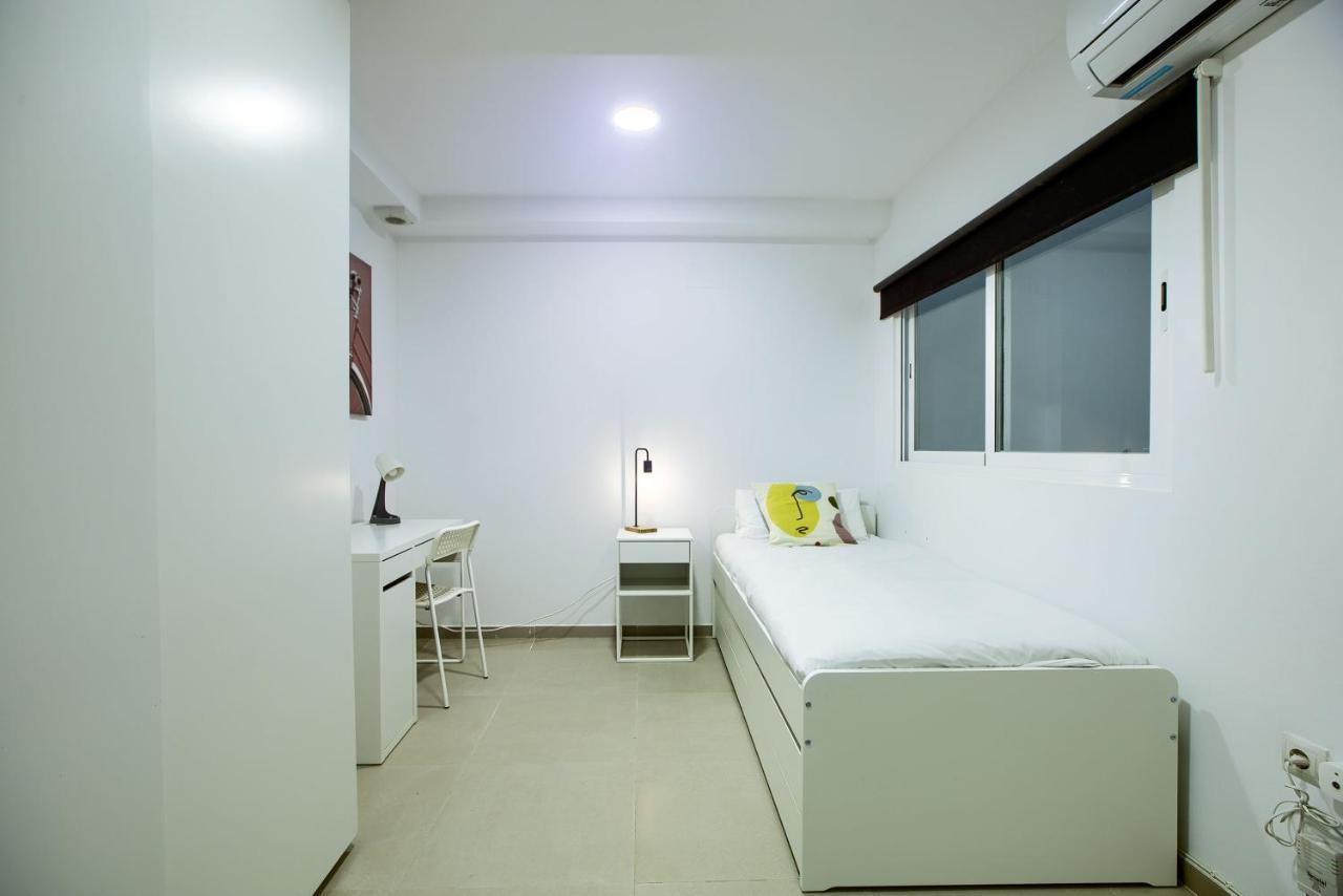 Apartment Charming La Elipa Madrid