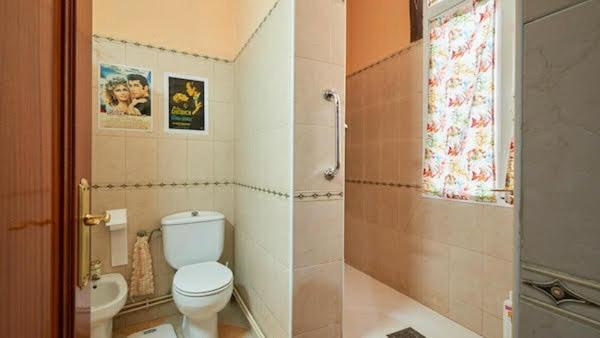 Maravillosa En Apartamento Compartido Centro Homestay *