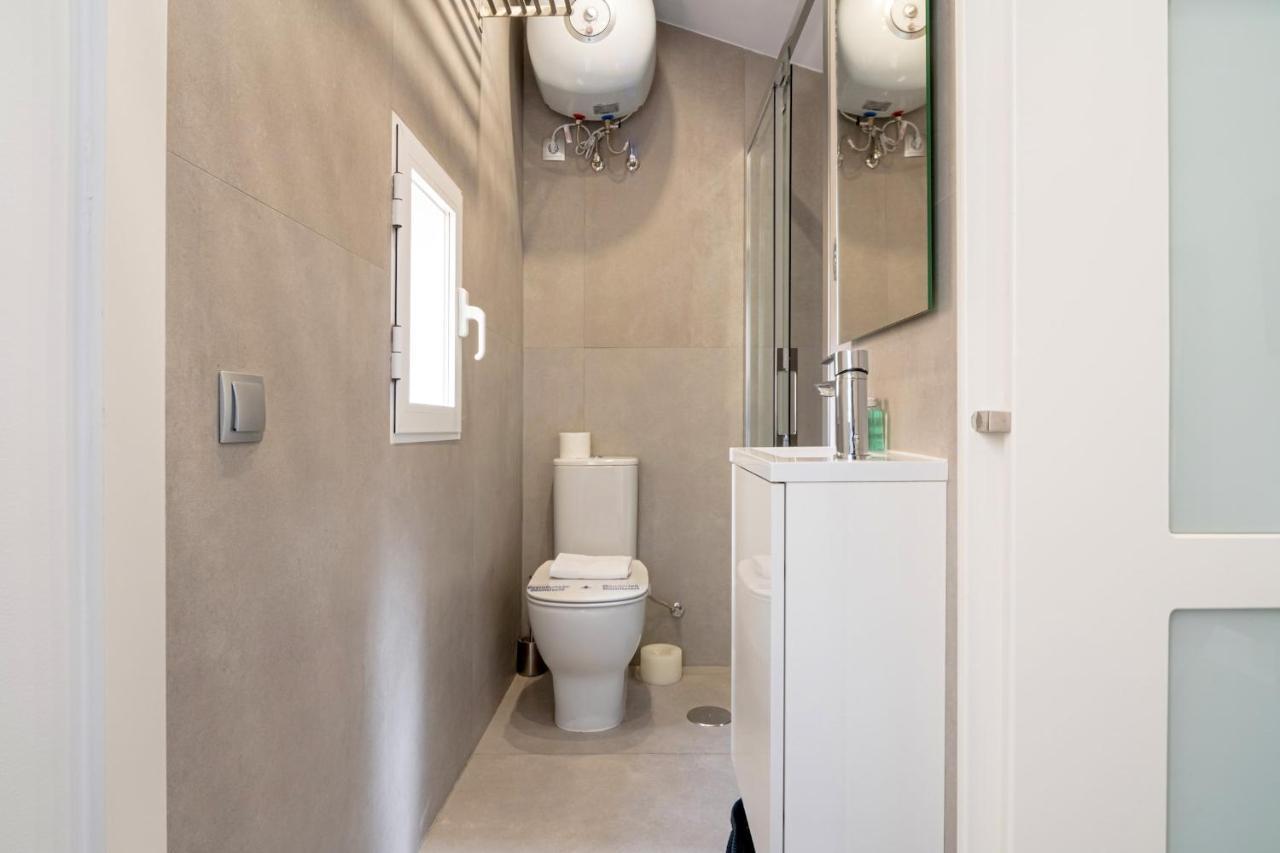 1 Bedroom 1 Bathroom Furnished - Sol - Bright Penthouse - Mintystay * Madrid