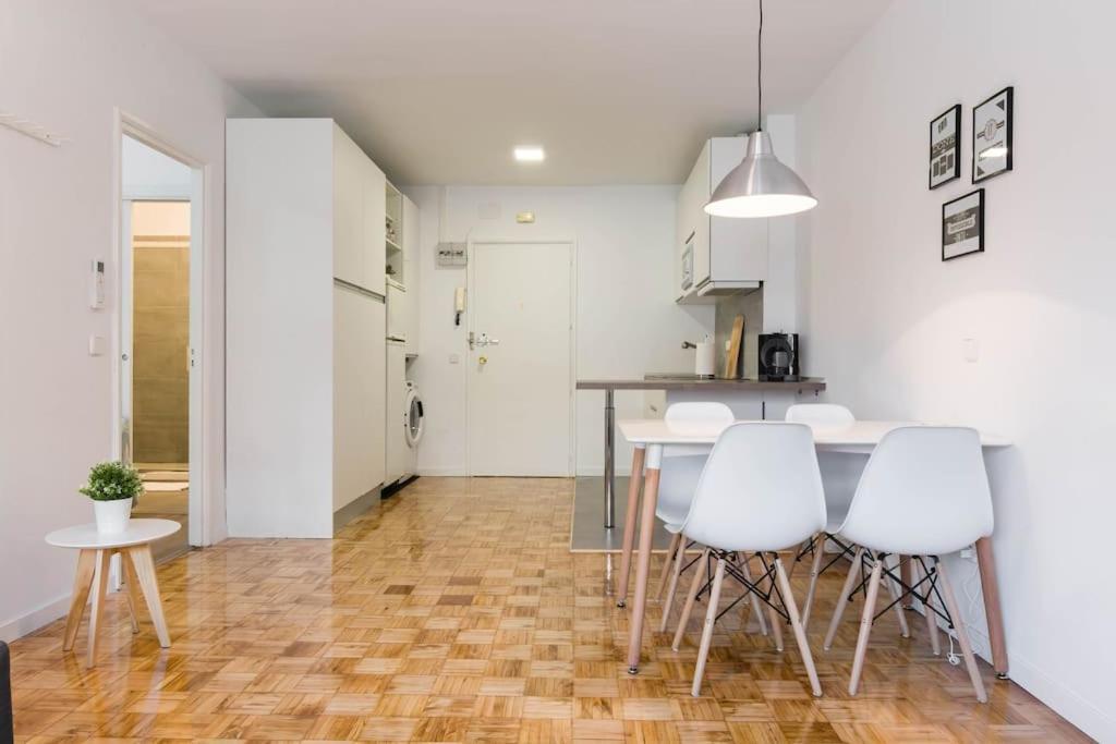 Apartamento Bright And Comfortable In Madrid! 4 Pax *