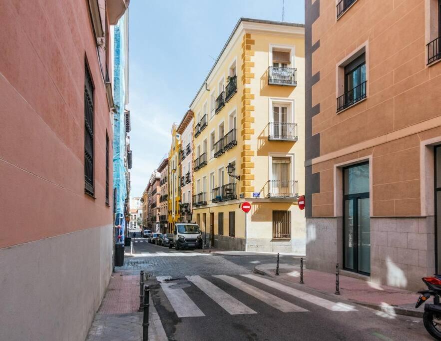 Apartment Cozy - 1 Bedroom Madrid