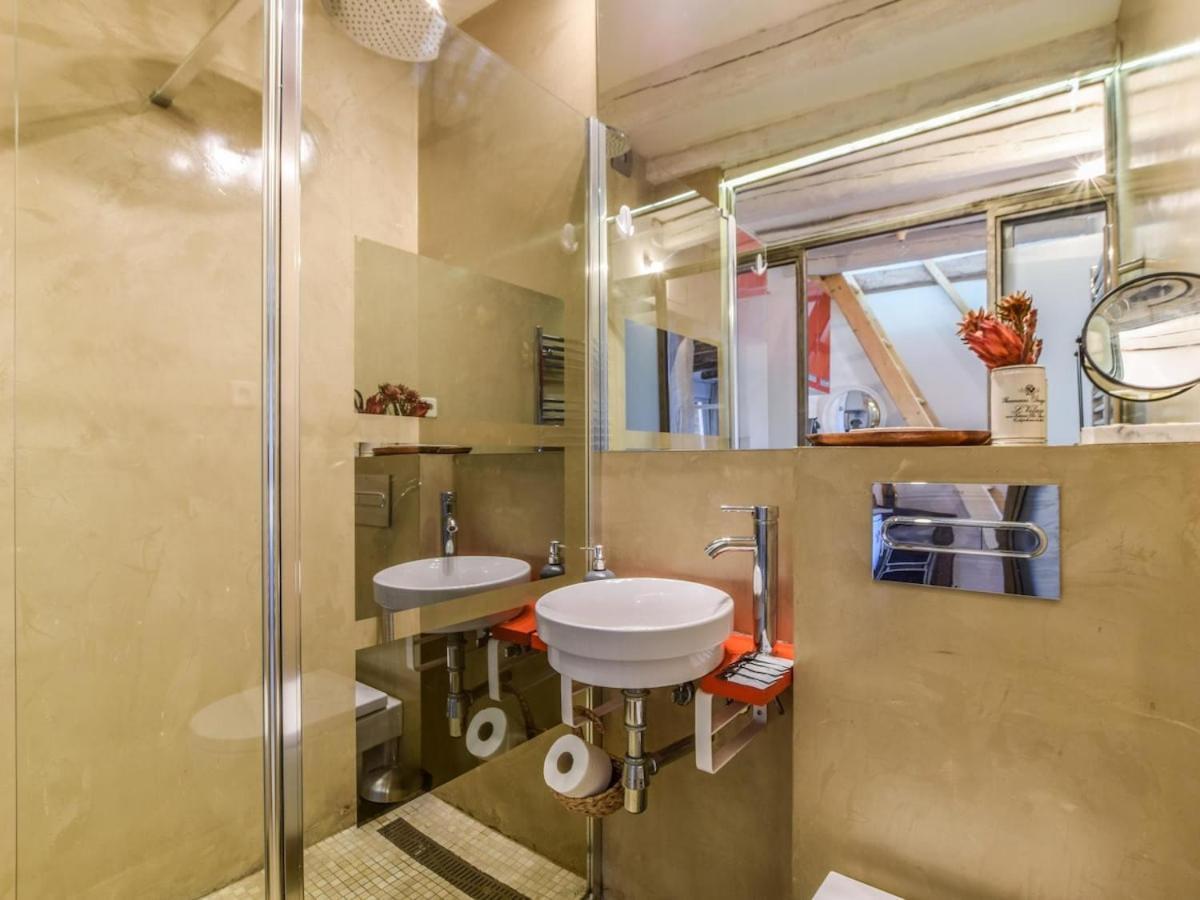 Apartamento En La Plaza De Lavapies 4 Personas *