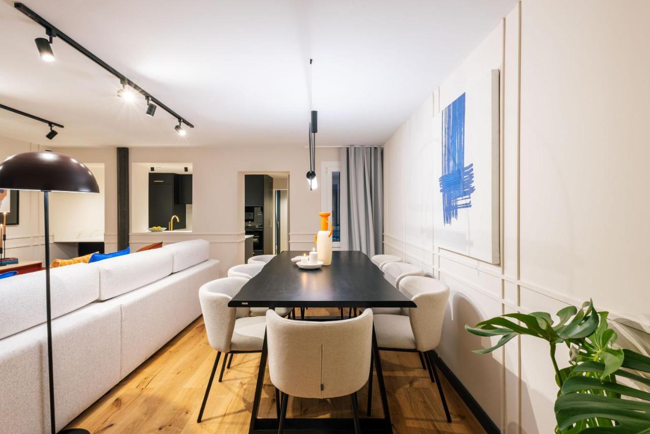Stylish 4 +patio Luxury Gran Via Apartment *