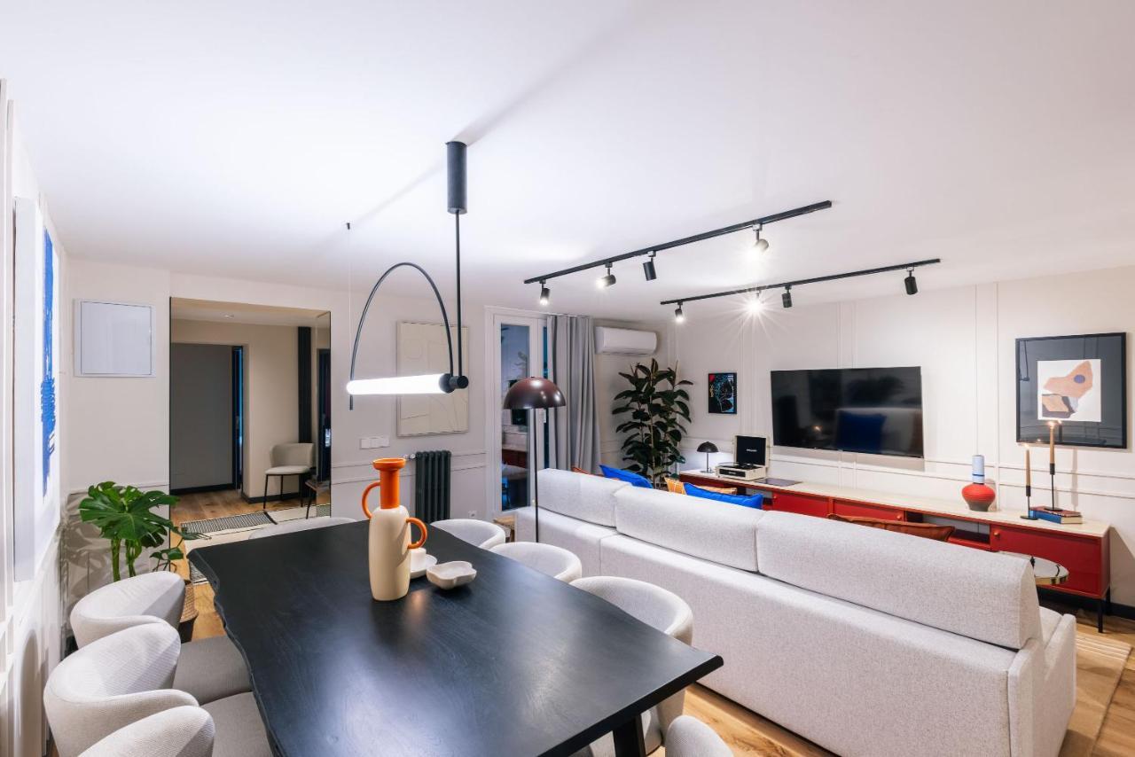Stylish 4 +patio Luxury Gran Via Apartamento Madri