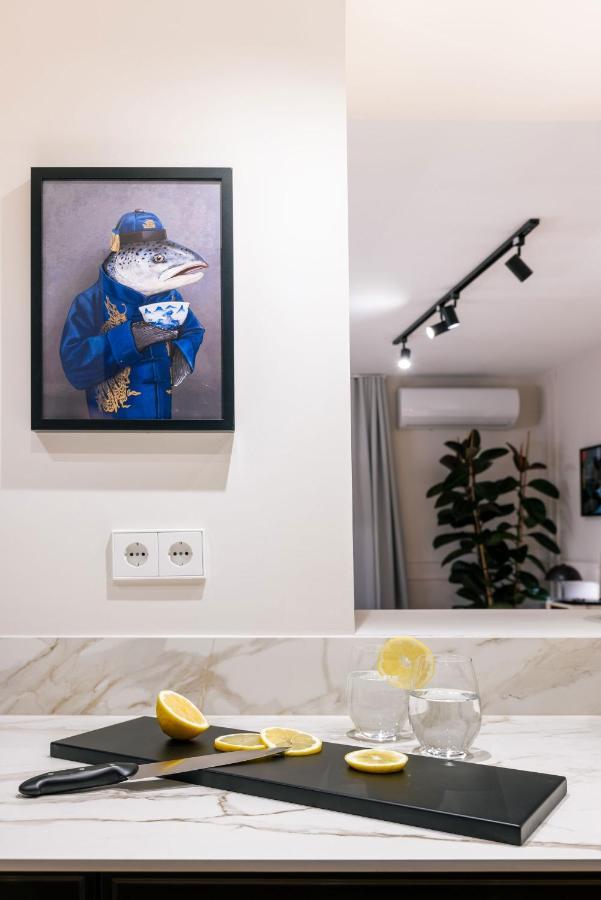 Stylish 4 +patio Luxury Gran Via Apartment *