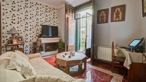 Maravillosa En Apartamento Compartido Centro Homestay *