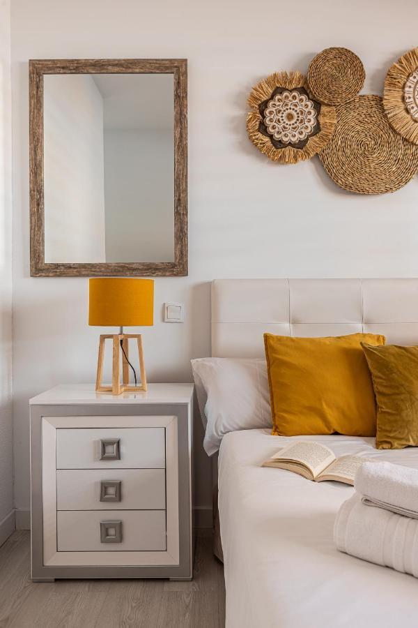 Apartment Bnbholder Terrace, Pool&gym Las Tablas Madrid