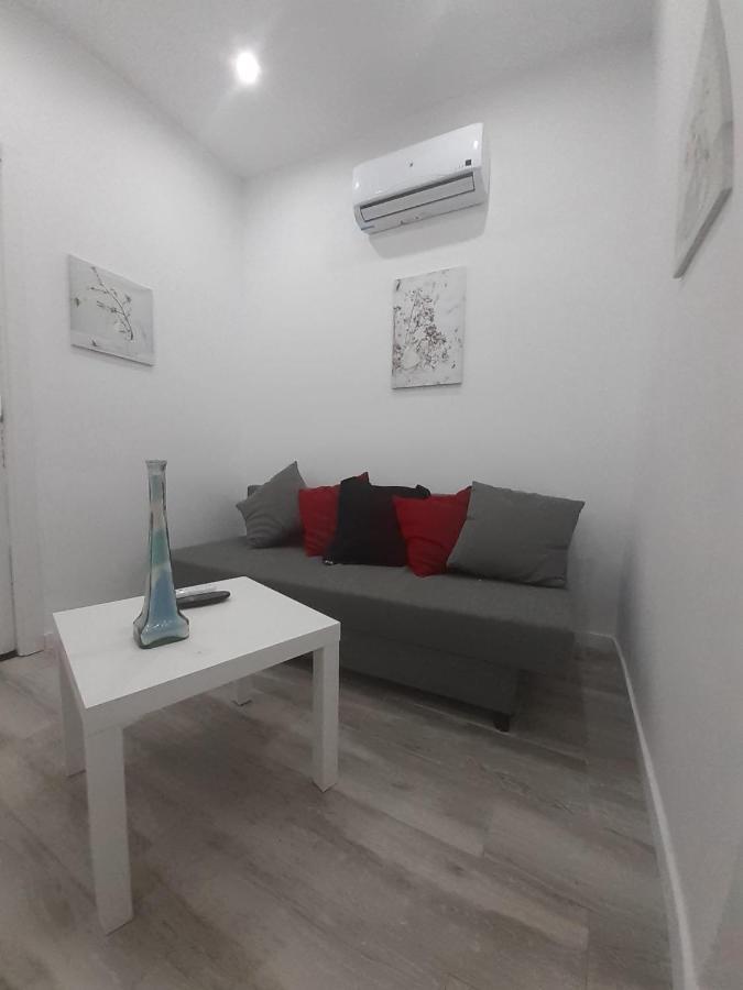 Alto 1b Apartment