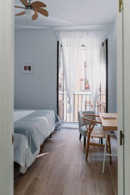 Stylish In The Centre Of Madrid-malasana Madrid