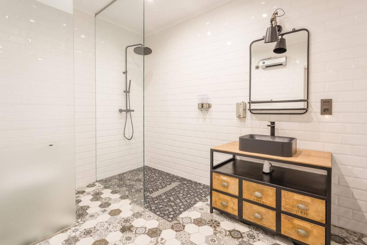 Apartamento Large And Vanguardist- 2bd 2bth- Letras Madrid