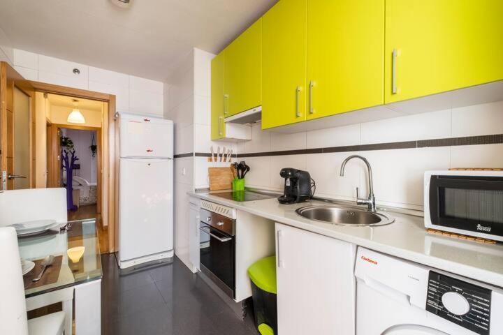 Especial Grupos A 3 Paradas Del Metro Atocha Apartamento Madri