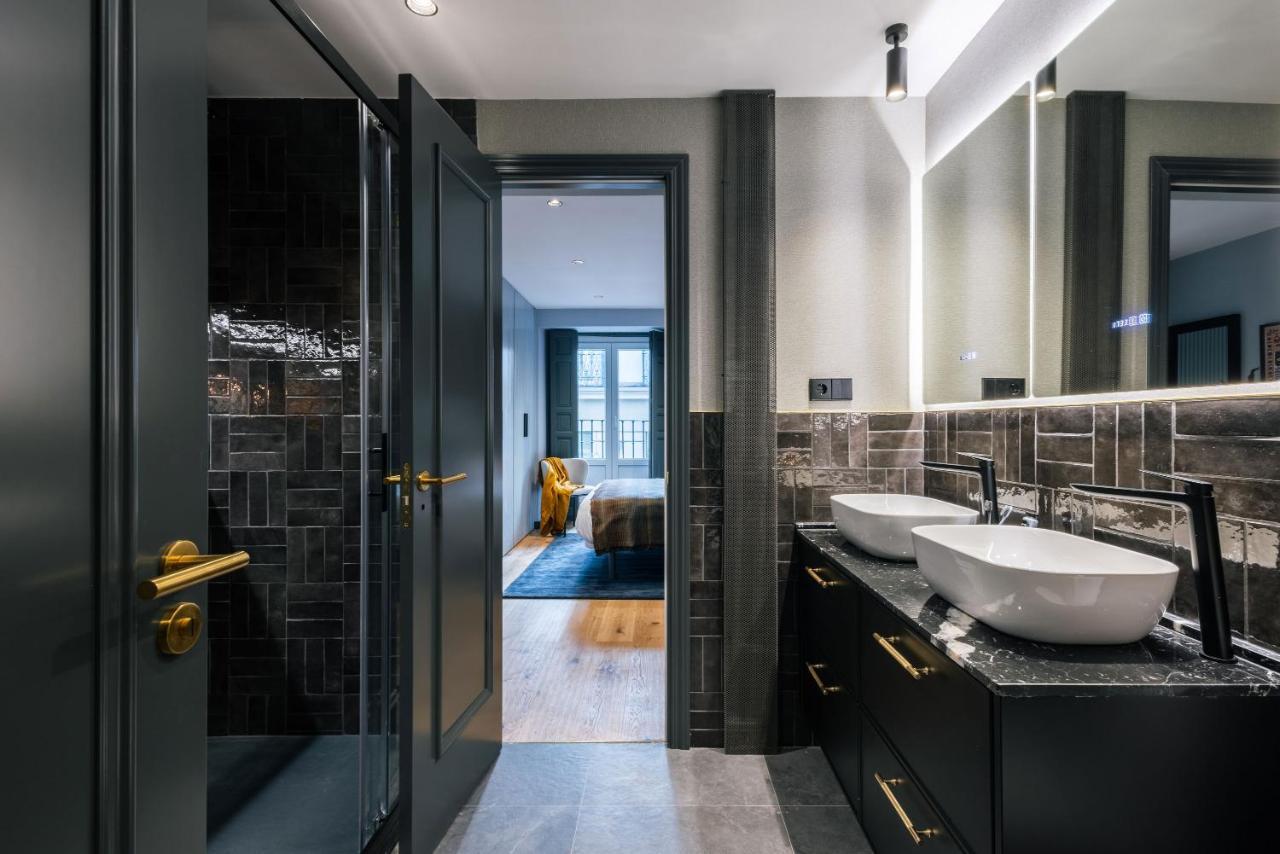 Stylish 4 +patio Luxury Gran Via * Madri