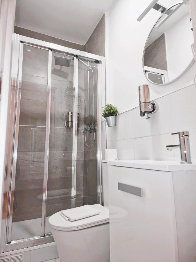Guest house Comercial