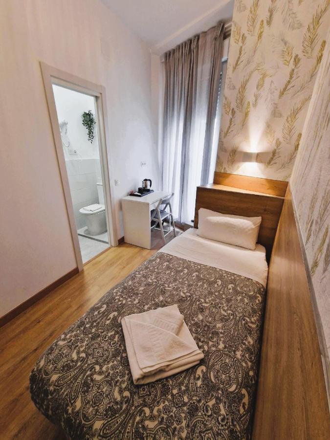 Comercial Guest house *