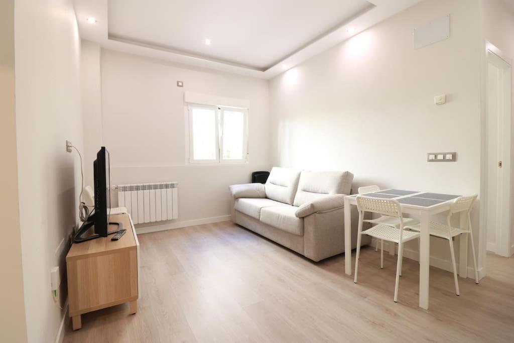 Apartment Amaizing Malasana. 6pax 2bd 2bth
