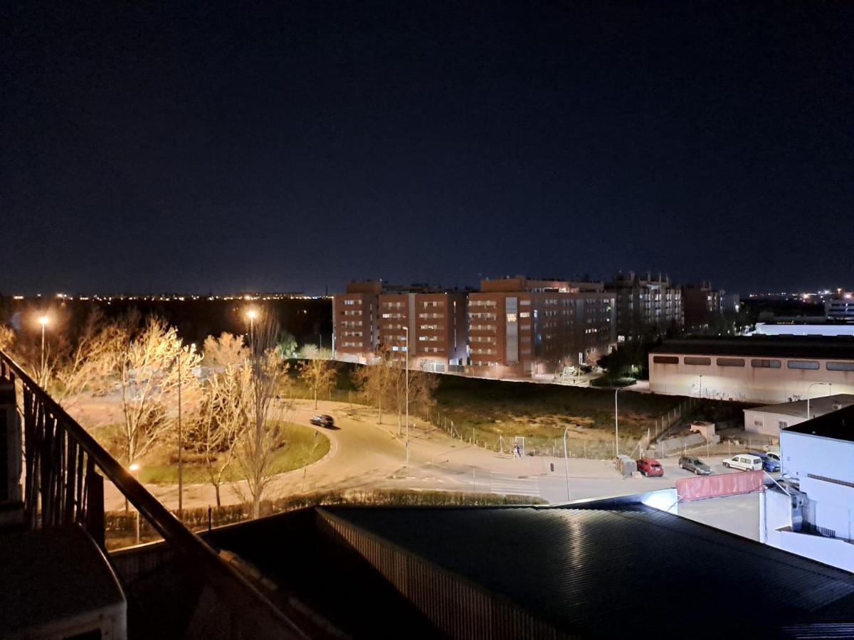 Acogedor Loftcon Garaje A 10min Del Aeropuerto E Ifema Apartamento *