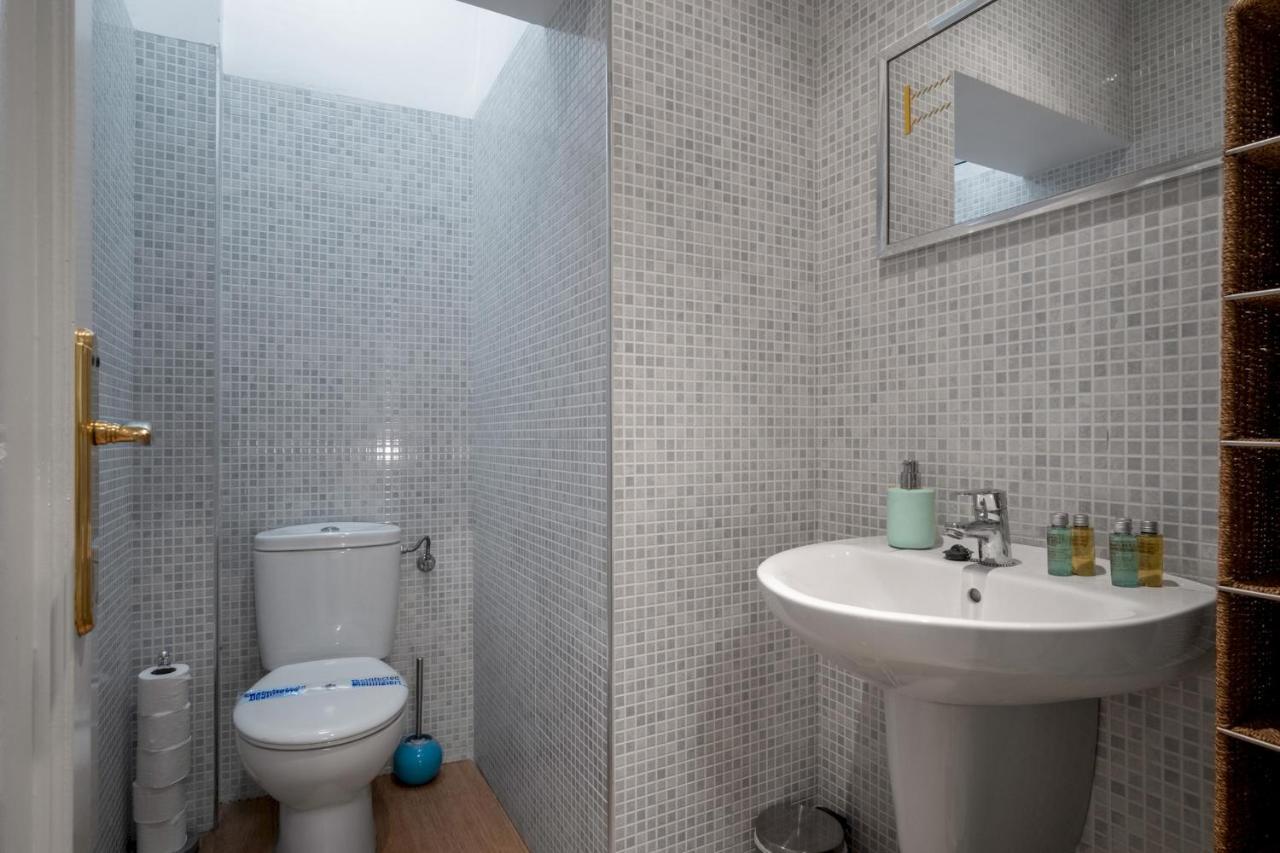 2 Bedrooms 1,5 Bathrooms Furnished - Malasana - Cozy & Vintage - Minty Apartment Madrid