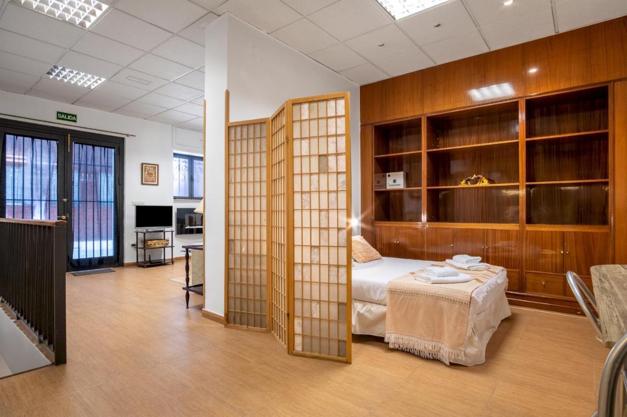 Apartment 2 Bedrooms 1,5 Bathrooms Furnished - Malasana - Cozy & Vintage - Minty