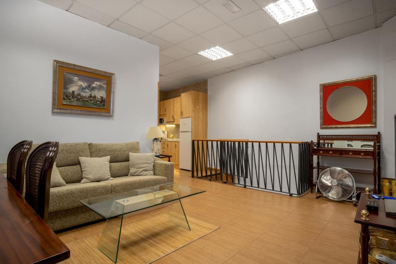 Apartment 2 Bedrooms 1,5 Bathrooms Furnished - Malasana - Cozy & Vintage - Minty Madrid