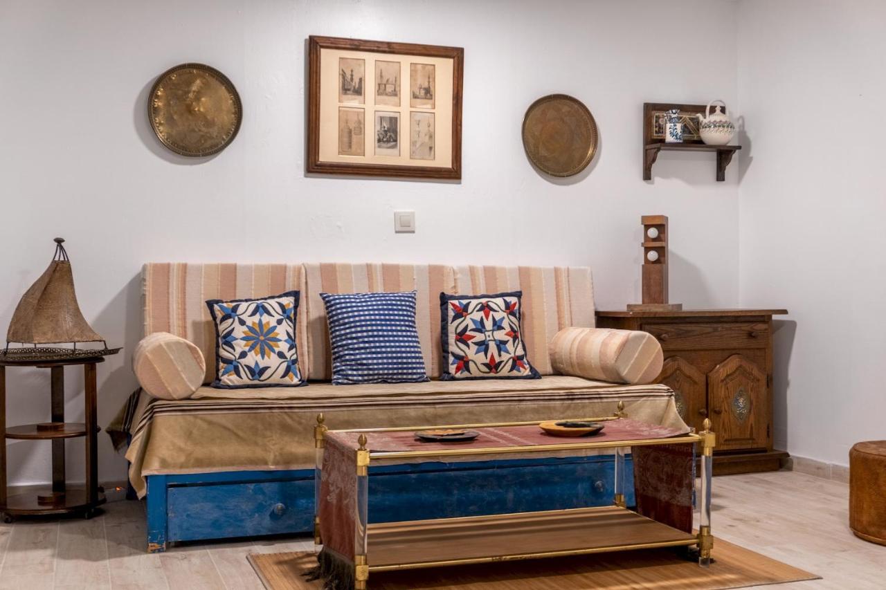 2 Bedrooms 1,5 Bathrooms Furnished - Malasana - Cozy & Vintage - Minty Apartment Madrid
