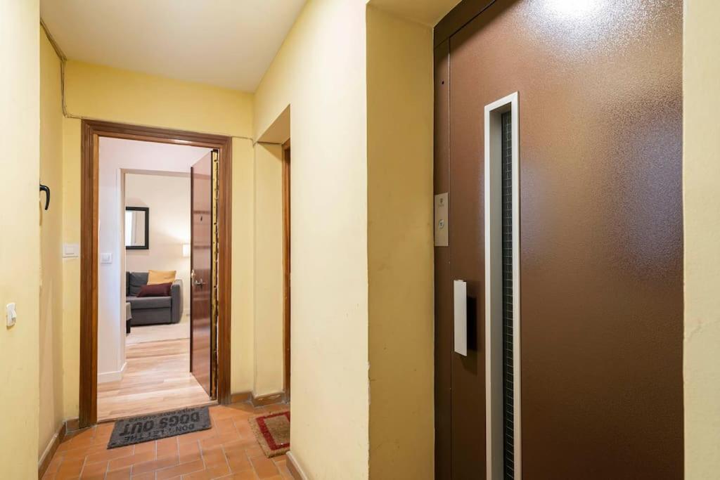 Victor Prado Apartment *