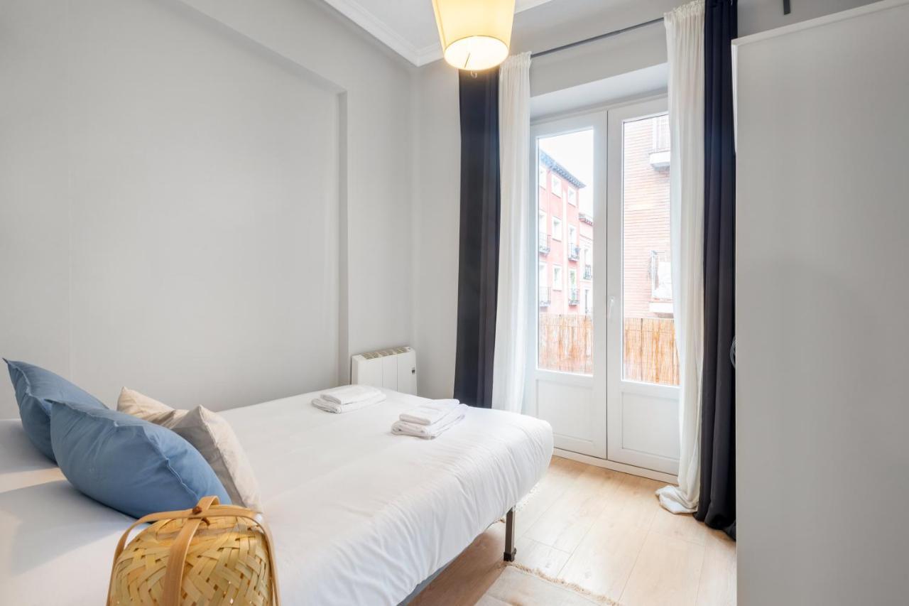 Apartment 2 Bedrooms 1 Bathroom Furnished - Lavapies - Modern - Mintystay Madrid
