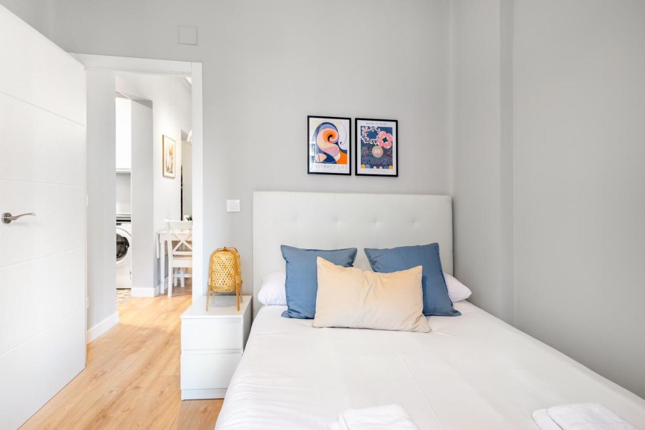 2 Bedrooms 1 Bathroom Furnished - Lavapies - Modern - Mintystay Apartment Madrid