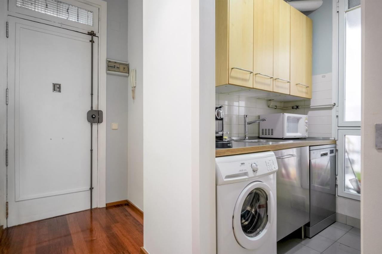 Apartment 2 Bedrooms 1 Bathroom Furnished - Anton Martin - Vintage - Mintystay *