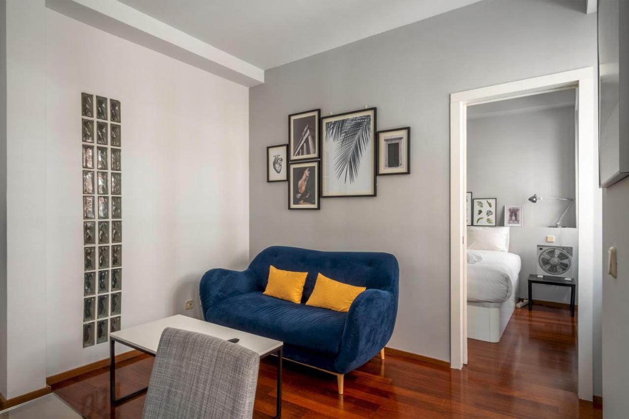 Apartment 2 Bedrooms 1 Bathroom Furnished - Anton Martin - Vintage - Mintystay *