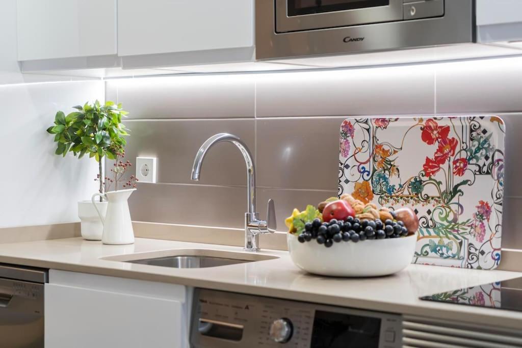 Family Flat Near Pz Castilla-plat Apartment